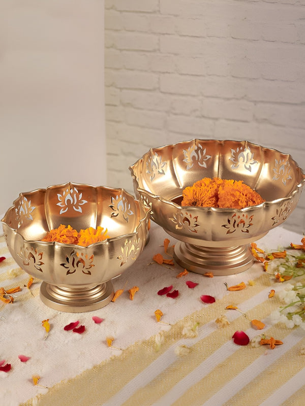 Gold-Toned 2-Pcs Carved Decorative Bowls